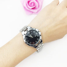 Load image into Gallery viewer, Creative 3D Cartoon Mouse Women Watch Stainless Steel Silver Fashion Ladies Quartz Watches Female Minimalist zegarek damski Gift